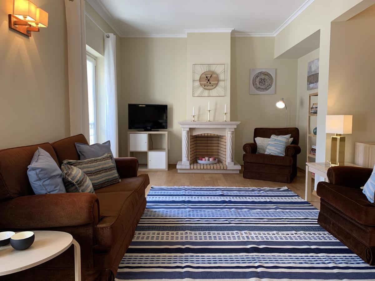 Duplex Apartment With Terrace In Cascais Downtown Exteriör bild