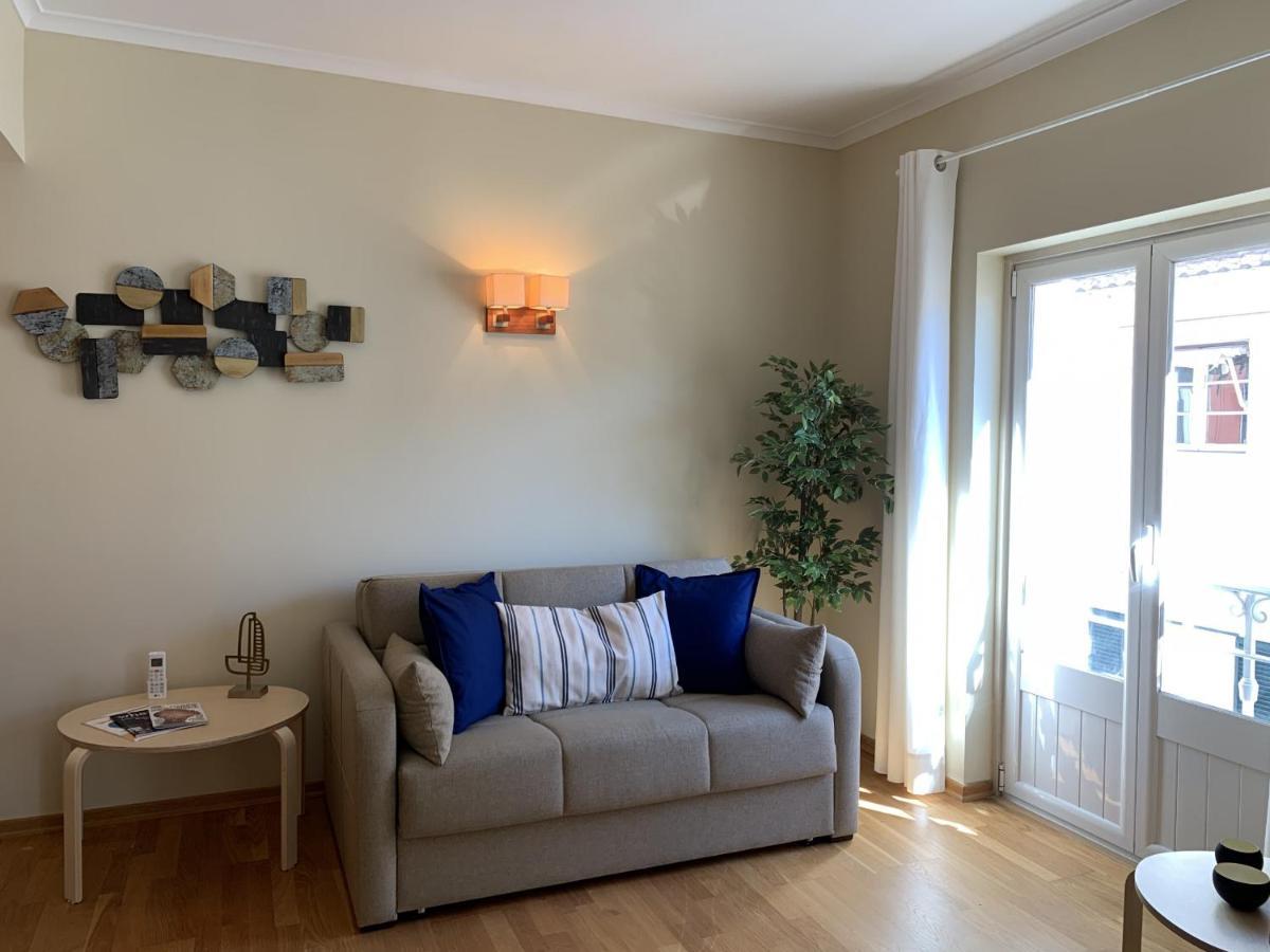 Duplex Apartment With Terrace In Cascais Downtown Exteriör bild