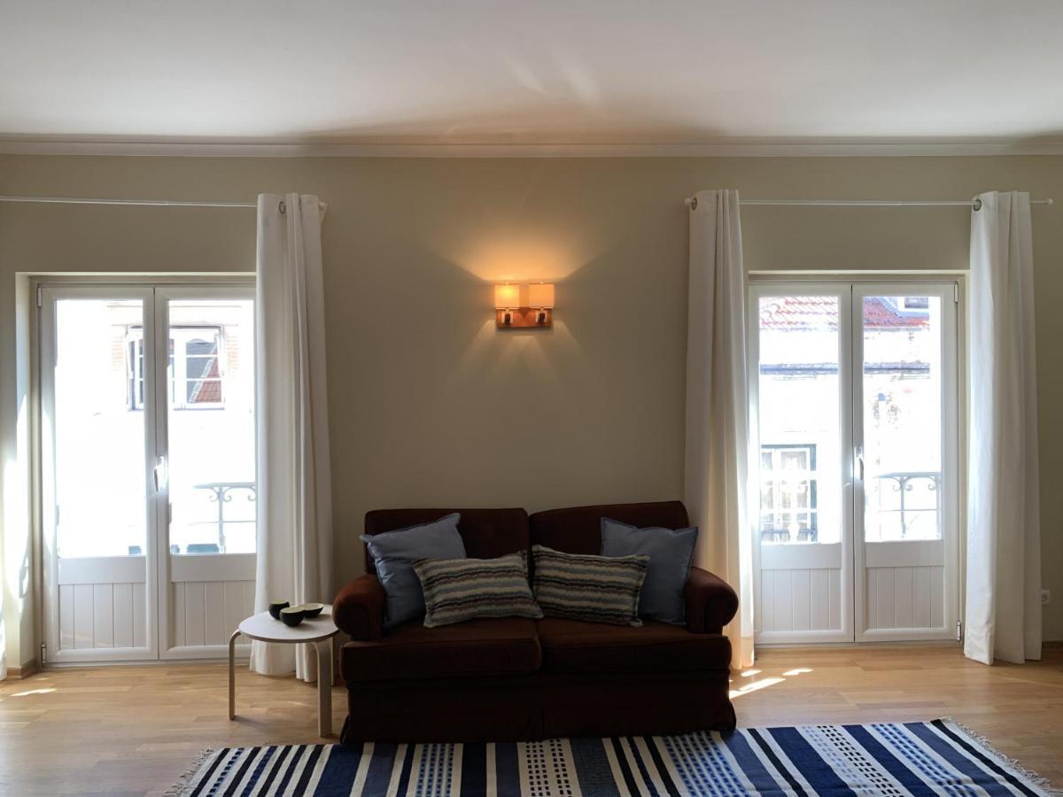 Duplex Apartment With Terrace In Cascais Downtown Exteriör bild